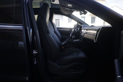 Porsche Cayenne 3.0 V6 Platinum Edition (12)