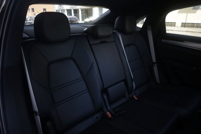Porsche Cayenne 3.0 V6 Platinum Edition (14)