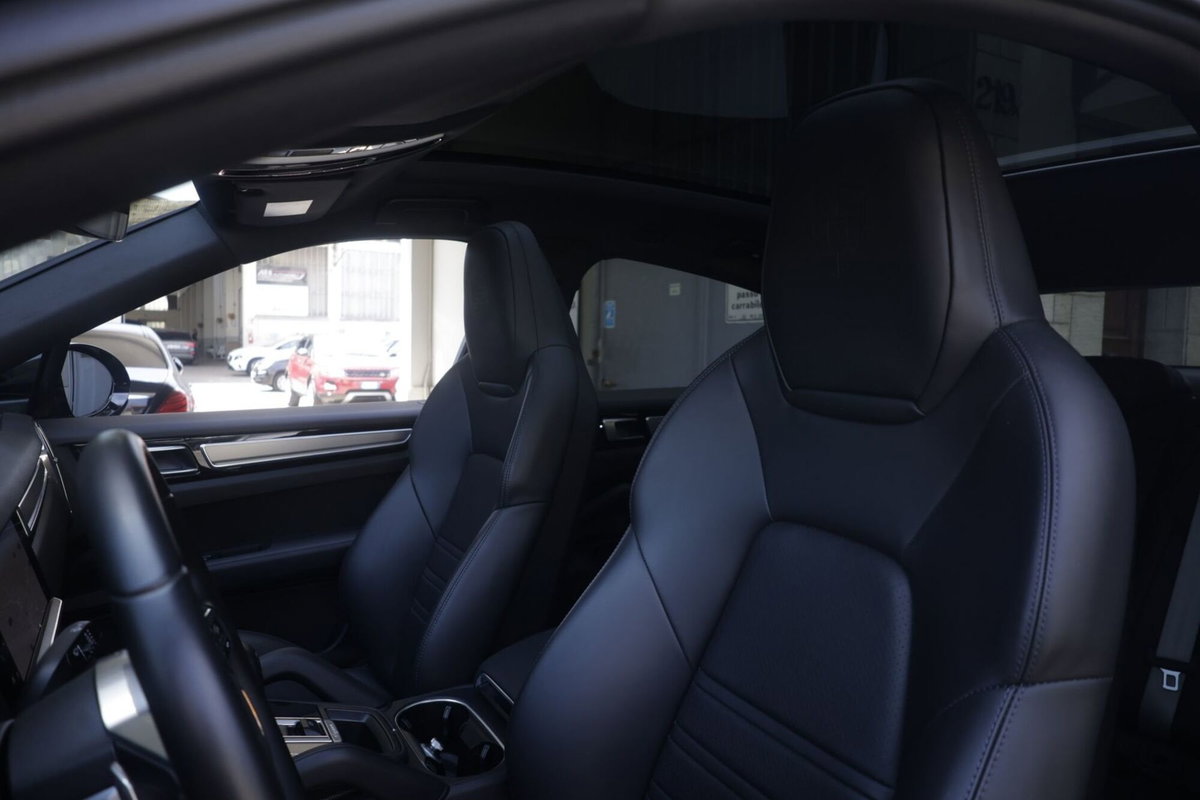 Porsche Cayenne 3.0 V6 Platinum Edition (17)