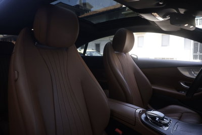 Mercedes-Benz Classe E Coupé 220 d 4Matic Premium Plus (6)