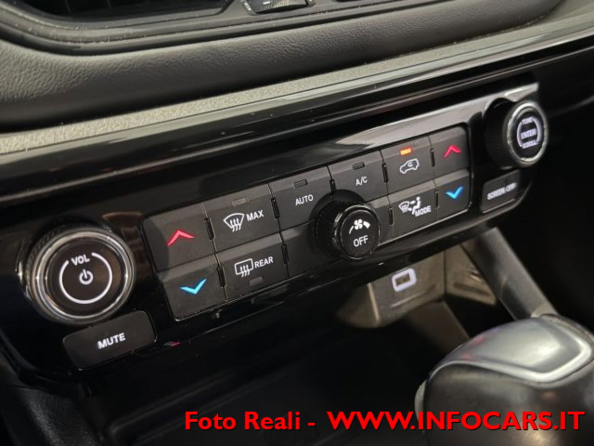Jeep Compass 1.3 T4 240CV PHEV AT6 4xe S (18)