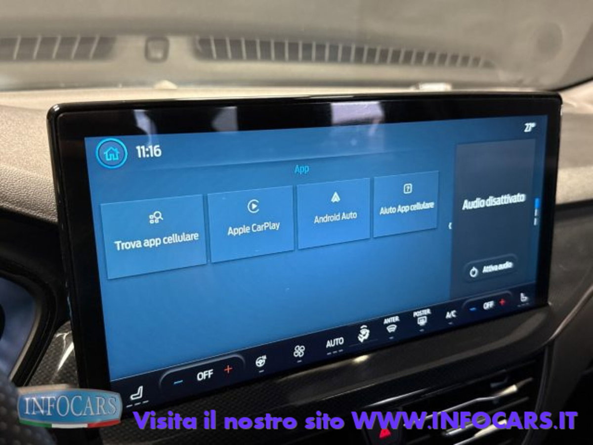 Ford Focus Station Wagon 1.0 EcoBoost Hybrid 155 CV SW ST-Line (16)