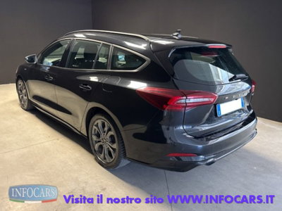 Ford Focus Station Wagon 1.0 EcoBoost Hybrid 155 CV SW ST-Line (2)