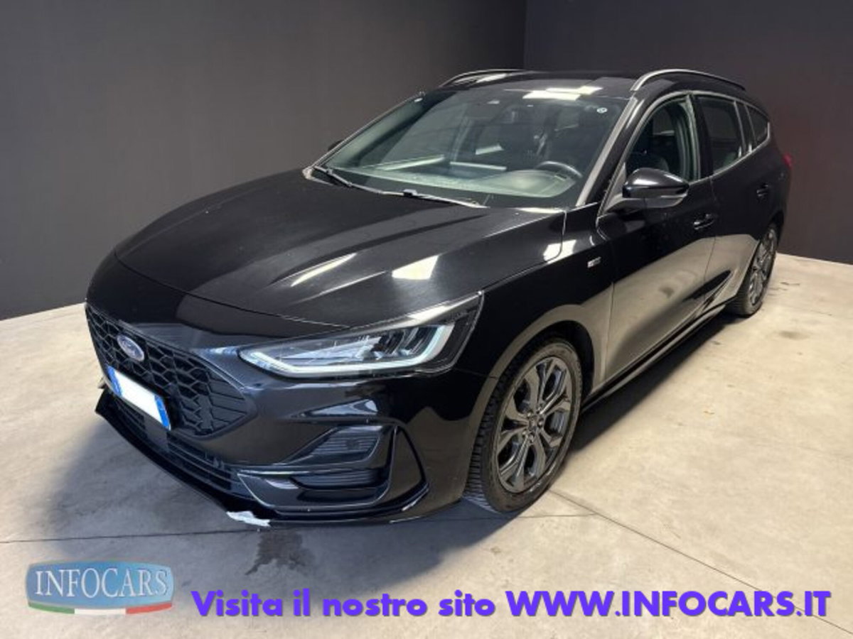 Ford Focus Station Wagon 1.0 EcoBoost Hybrid 155 CV SW ST-Line (3)