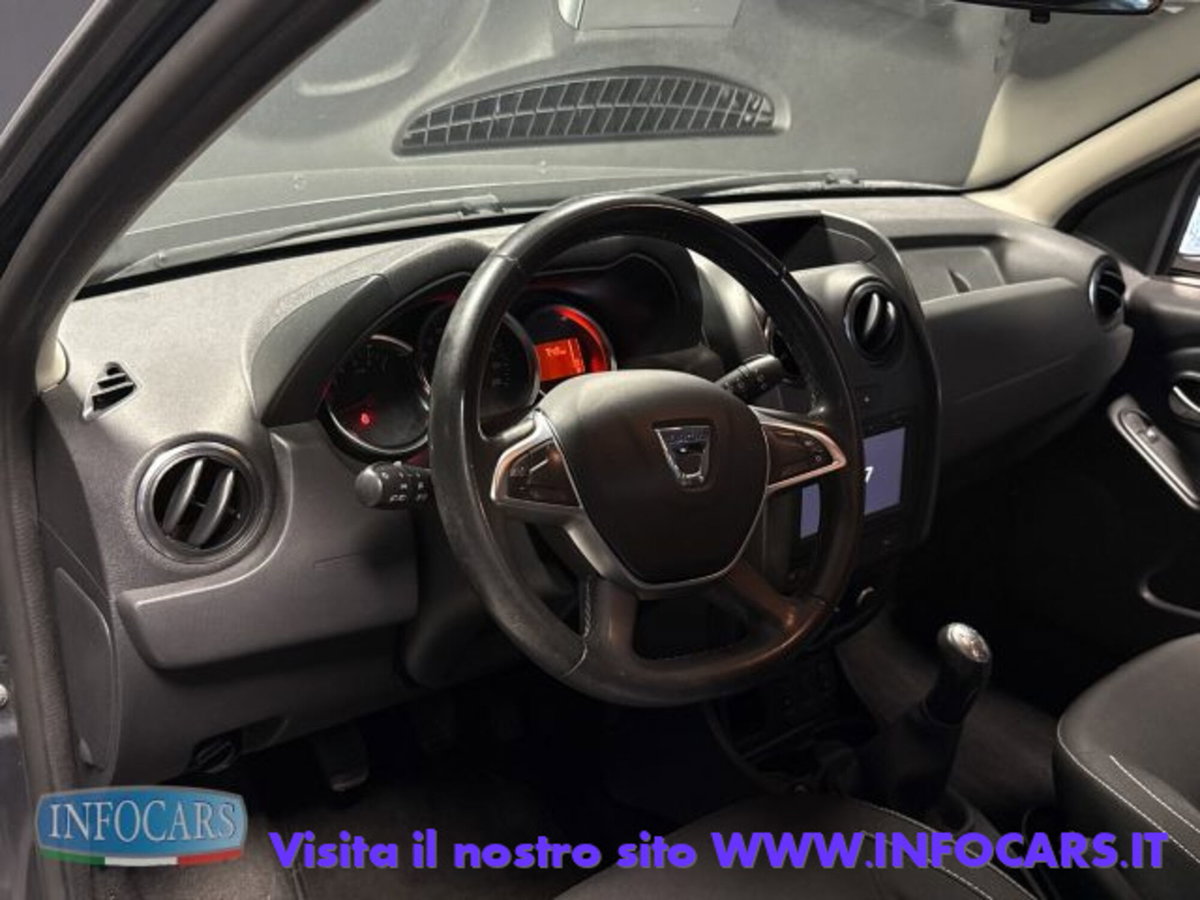 Dacia Duster 1.6 115CV Start&Stop 4x2 GPL Lauréate (9)