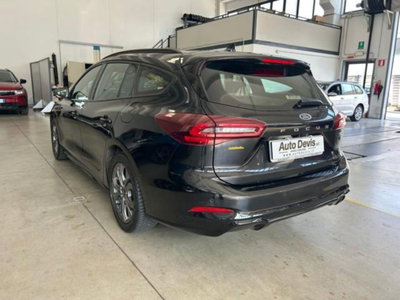 Ford Focus Station Wagon 1.0 EcoBoost Hybrid 155 CV SW ST-Line (6)