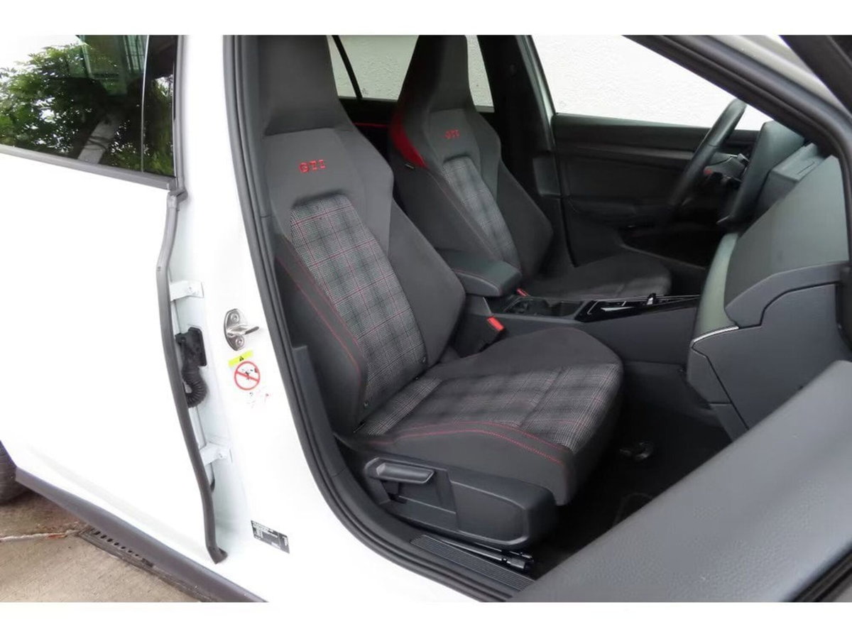 Volkswagen Golf GTI Clubsport 2.0 TSI DSG 5p. BlueMotion Technology (12)