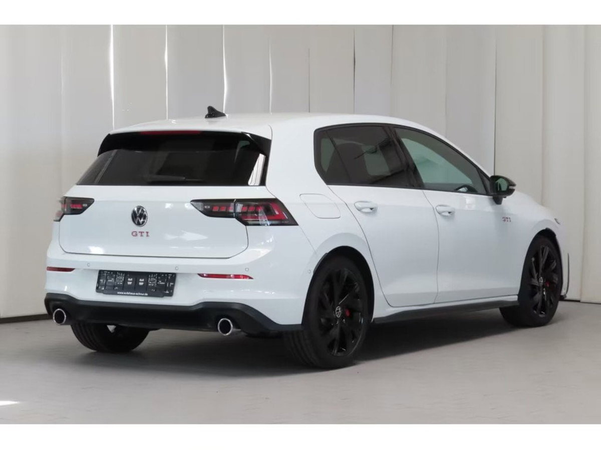 Volkswagen Golf GTI Clubsport 2.0 TSI DSG 5p. BlueMotion Technology (4)