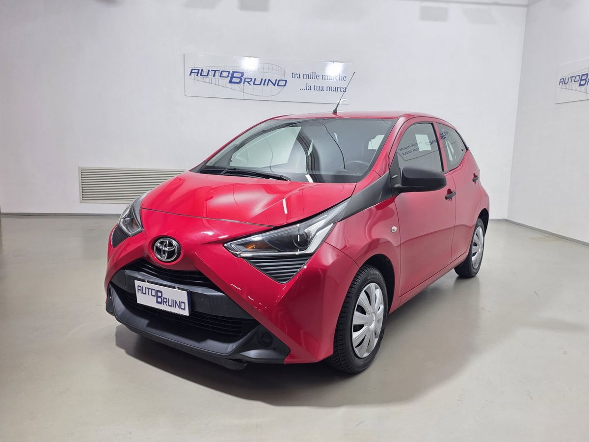 Toyota Aygo 1.0 VVT-i 72 CV 5 porte x-fun
