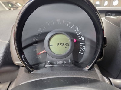 Toyota Aygo 1.0 VVT-i 72 CV 5 porte x-fun (15)
