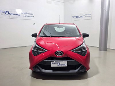 Toyota Aygo 1.0 VVT-i 72 CV 5 porte x-fun (2)