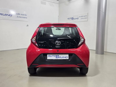 Toyota Aygo 1.0 VVT-i 72 CV 5 porte x-fun (5)
