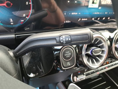 Mercedes-Benz GLA SUV 200 d AMG Line Premium Plus 4matic auto (15)