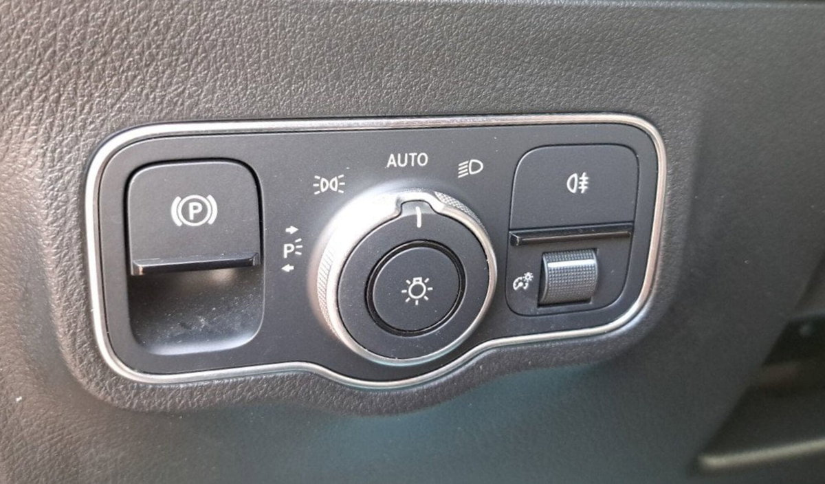 Mercedes-Benz GLA SUV 200 d AMG Line Premium Plus 4matic auto (19)