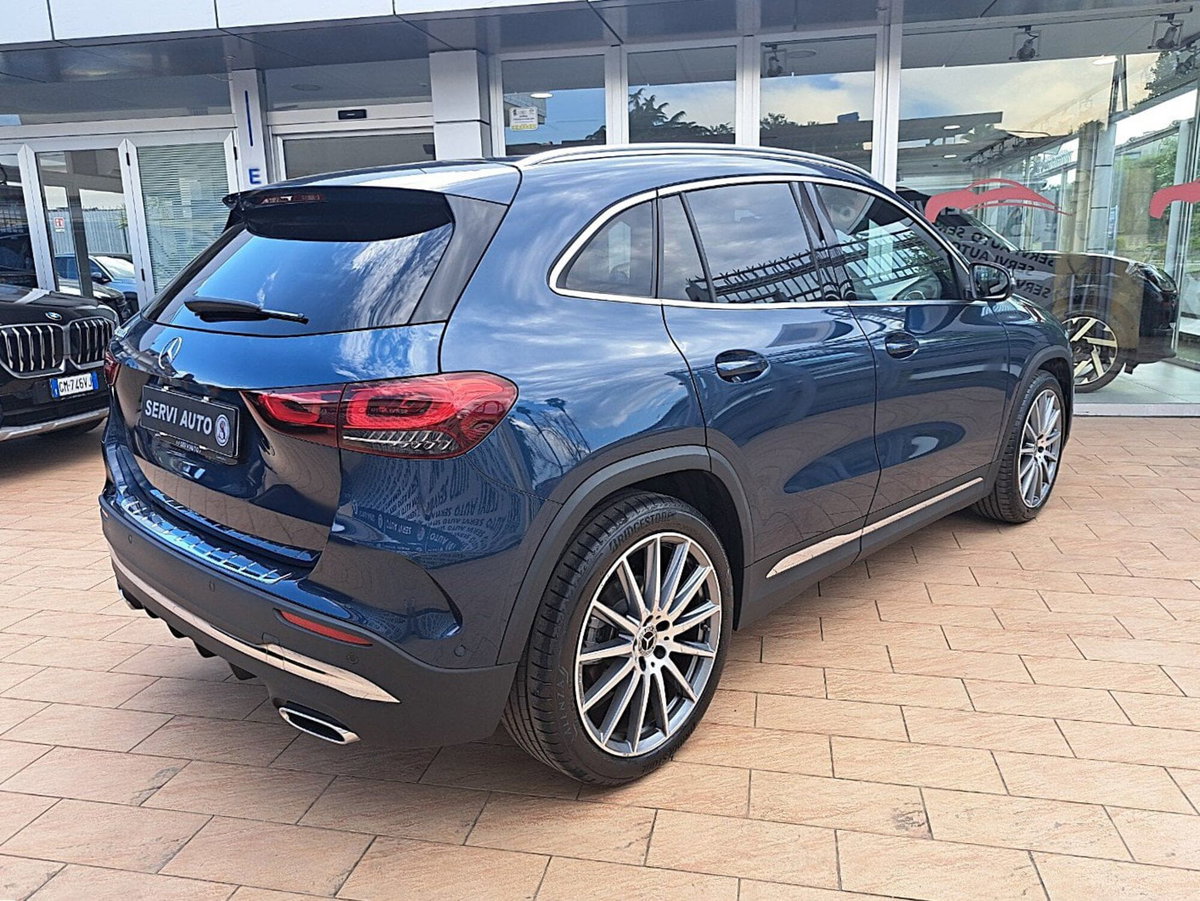 Mercedes-Benz GLA SUV 200 d AMG Line Premium Plus 4matic auto (5)