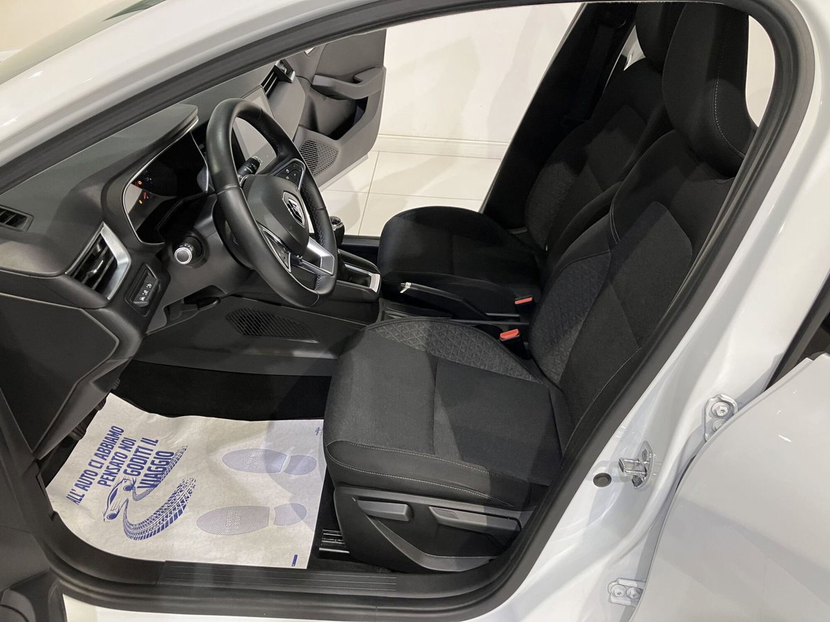 Renault Clio TCe 100 CV 5 porte Zen (12)