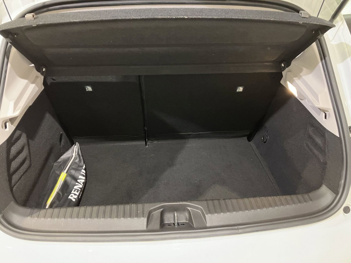 Renault Clio TCe 100 CV 5 porte Zen (18)