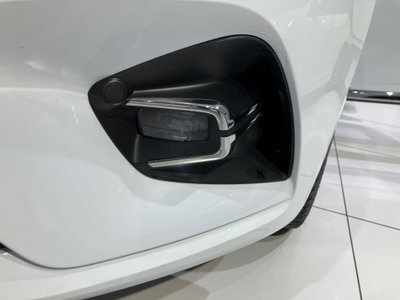 Renault Clio TCe 100 CV 5 porte Zen (8)