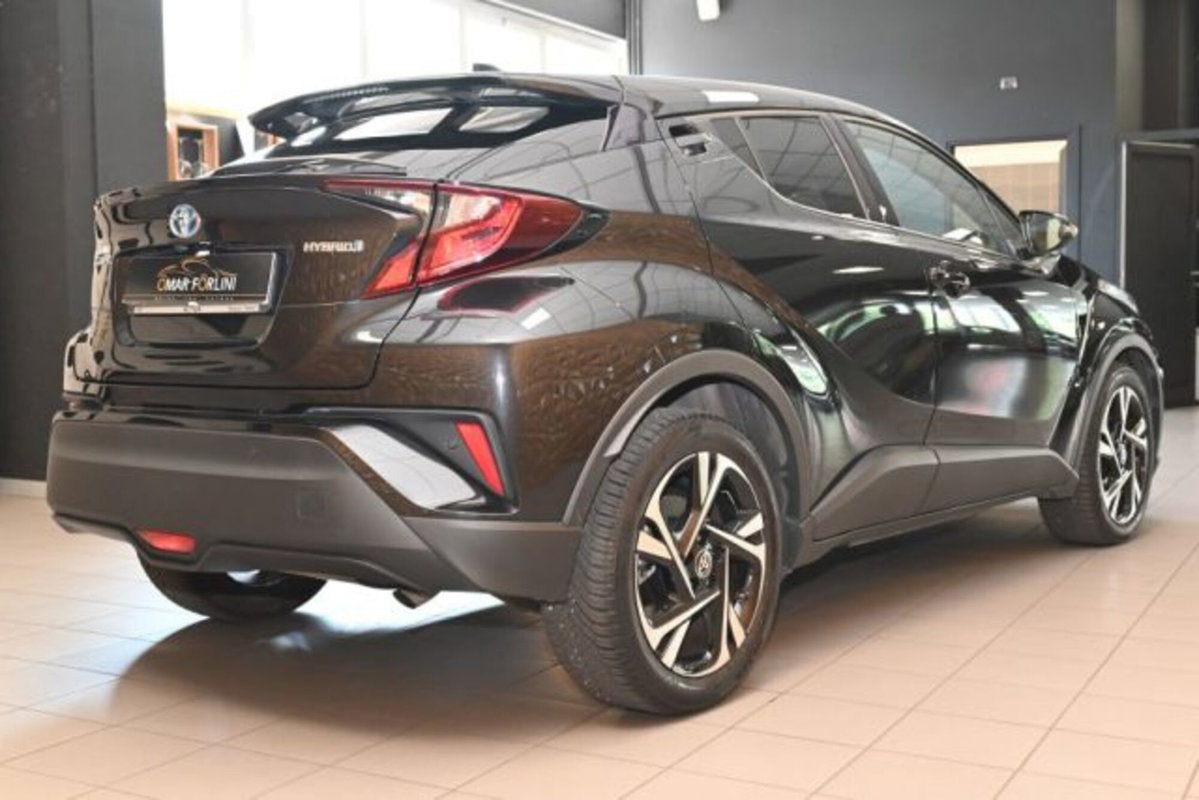 Toyota Toyota C-HR 1.8 Hybrid E-CVT GR Sport (3)