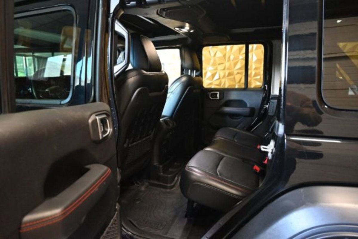 Jeep Wrangler Unlimited 2.2 Mjt II Recon (12)