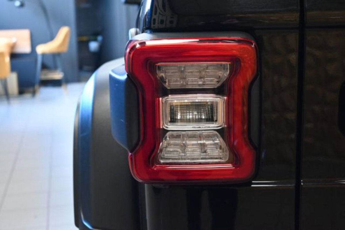 Jeep Wrangler Unlimited 2.2 Mjt II Recon (20)