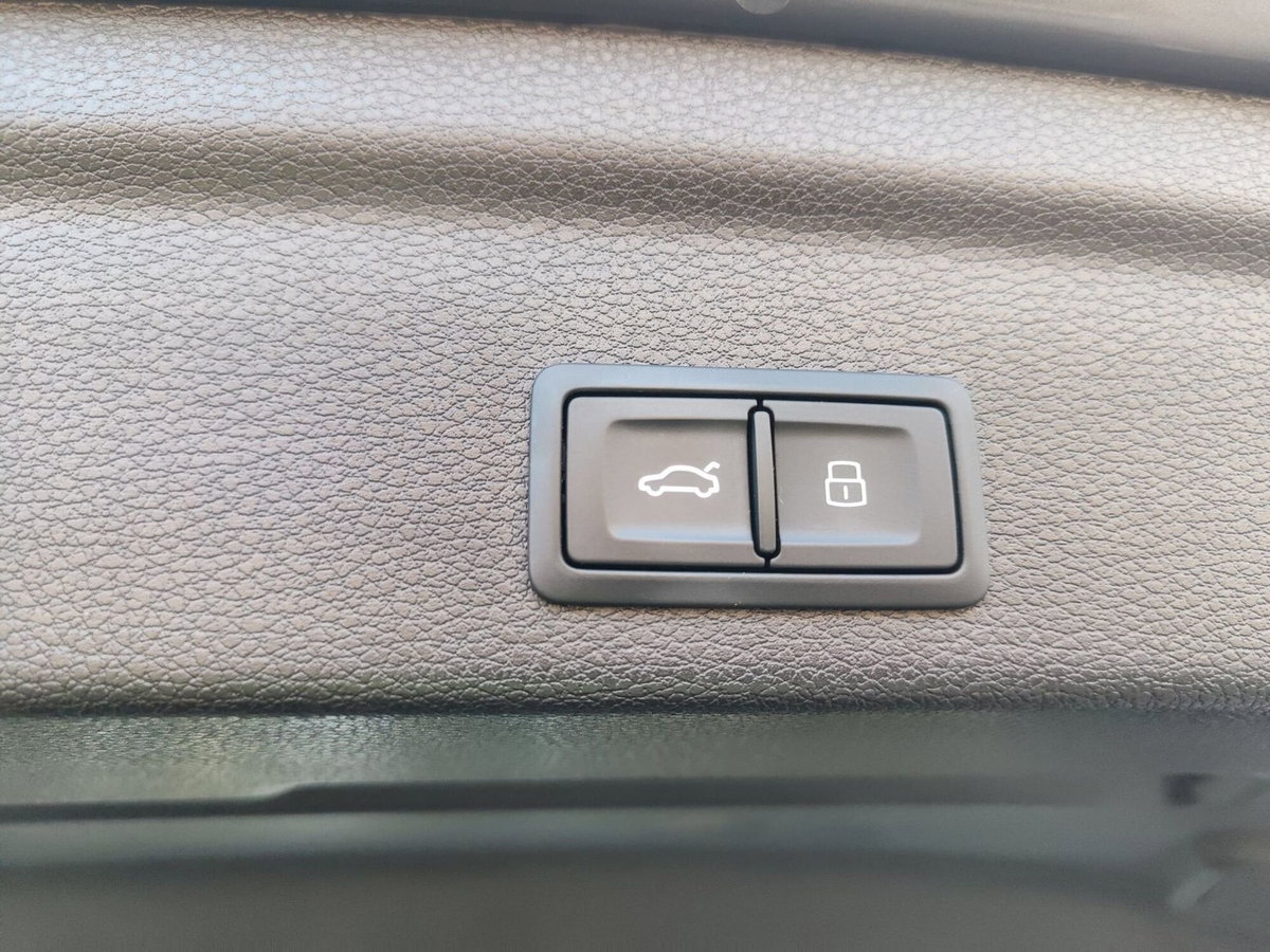 Audi Q3 Sportback 35 TDI quattro S tronic Business Plus (10)