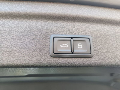 Audi Q3 Sportback 35 TDI quattro S tronic Business Plus (10)