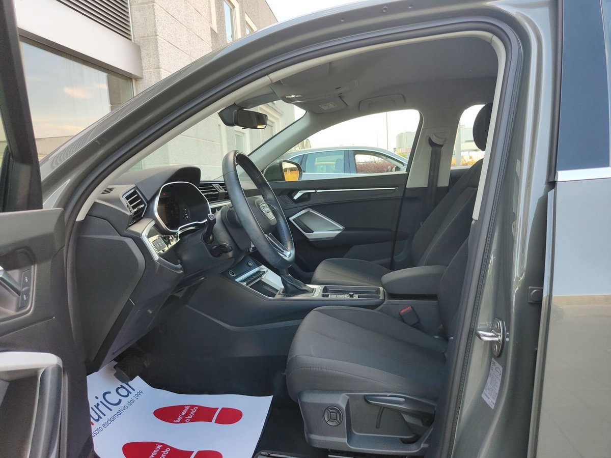 Audi Q3 Sportback 35 TDI quattro S tronic Business Plus (3)