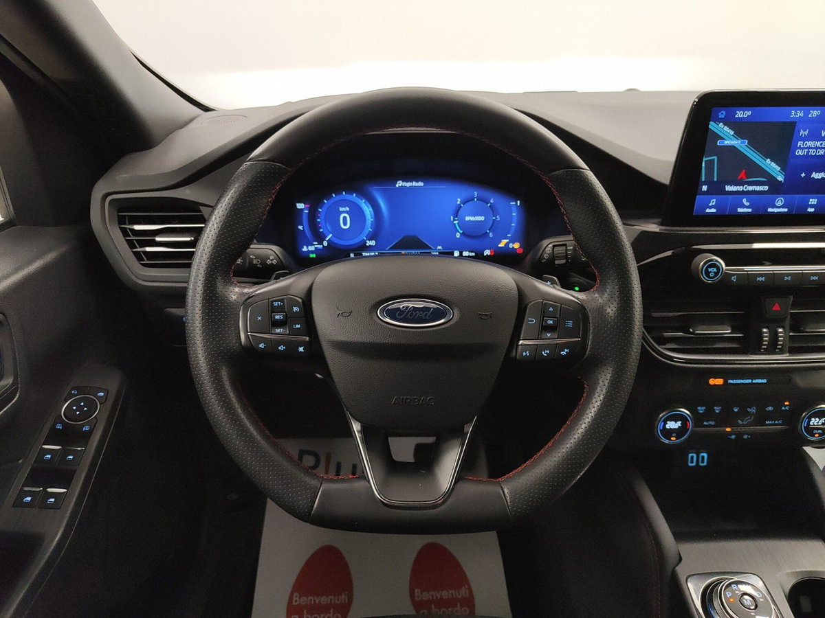 Ford Kuga 1.5 EcoBlue 120 CV 2WD ST-Line (16)