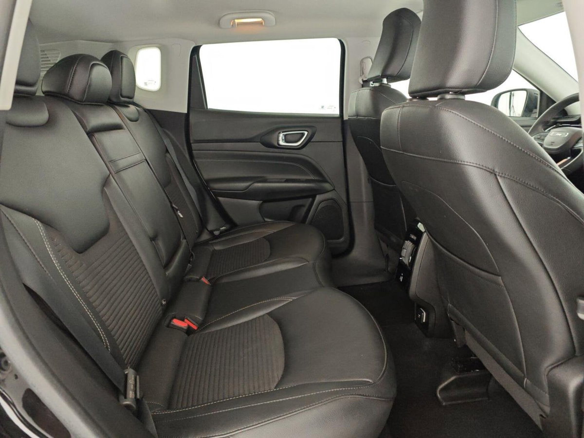 Jeep Compass 1.3 T4 190CV PHEV AT6 4xe Limited (14)