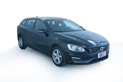 Volvo V60 D2 1.6 Powershift Kinetic (3)