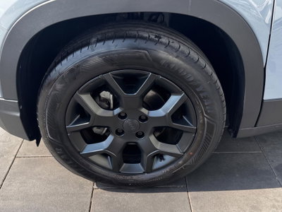 Jeep Avenger 1.2 turbo Altitude fwd 100cv (4)