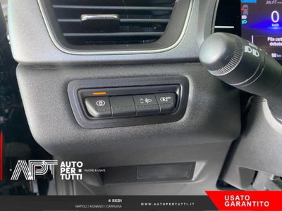 Renault Captur 1.0 tce Techno 90cv (9)