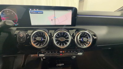 Mercedes-Benz CLA 180 d Automatic Premium (11)