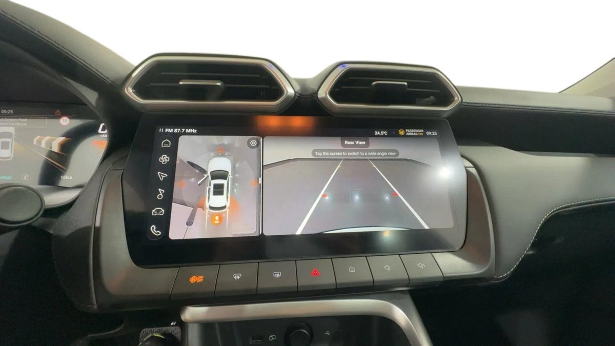 Mg ZS 1.5 hybrid+ Luxury auto (12)