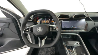 Mg ZS 1.5 hybrid+ Luxury auto (15)