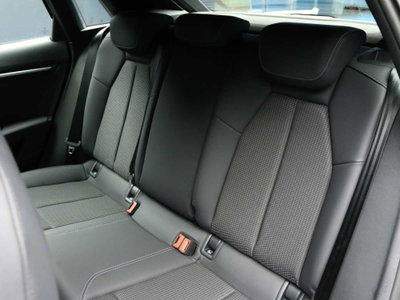 Audi A3 Sportback 35 TFSI S line edition (13)