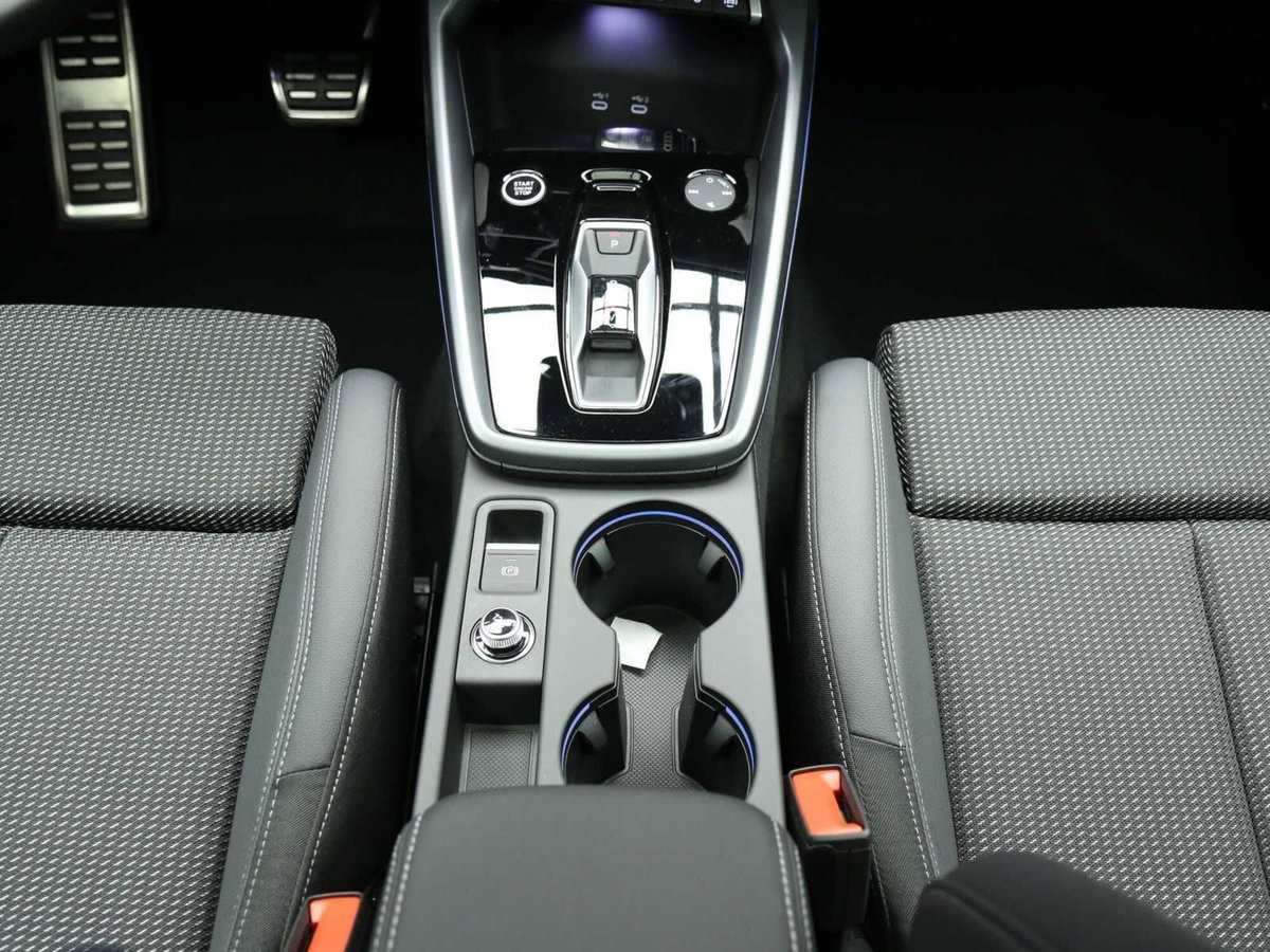 Audi A3 Sportback 35 TFSI S line edition (17)