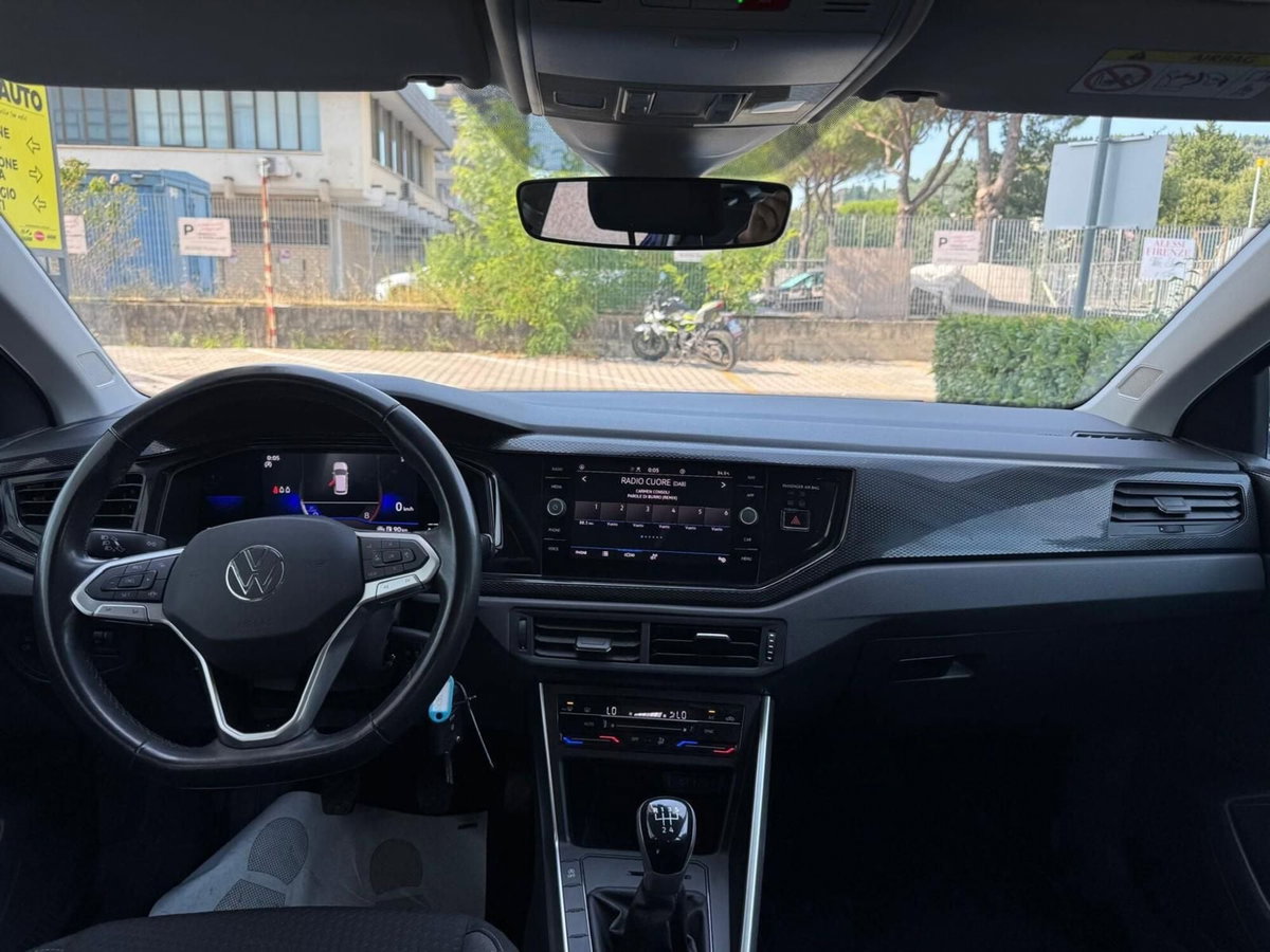Volkswagen Polo 1.0 tsi Life 95cv (7)
