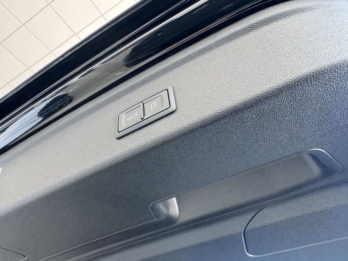 Audi A3 Sedan 35 TDI S tronic S line edition (14)