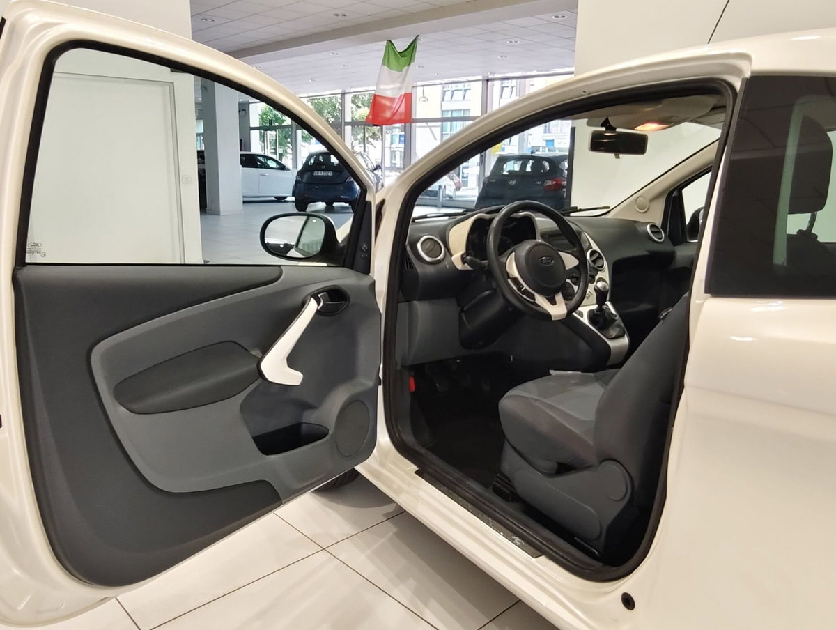 Ford Ka 1.3 TDCi 75CV (17)