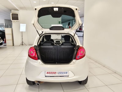 Ford Ka 1.3 TDCi 75CV (8)
