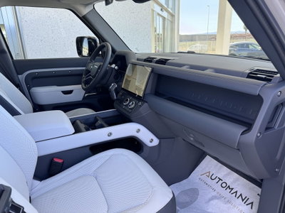 Land Rover Defender 110 3.0d mhev X-Dynamic SE awd 250cv auto 7p.ti (14)