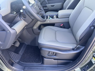 Land Rover Defender 110 3.0d i6 mhev X-Dynamic SE awd 250cv auto (10)