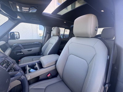 Land Rover Defender 110 3.0d i6 mhev X-Dynamic SE awd 250cv auto (8)