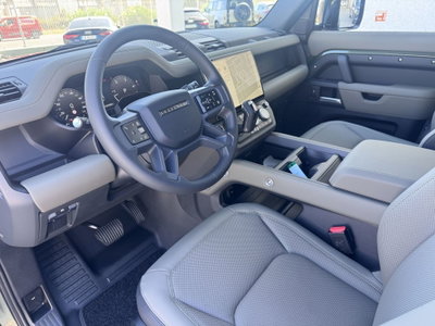 Land Rover Defender 110 3.0d i6 mhev X-Dynamic SE awd 250cv auto (9)