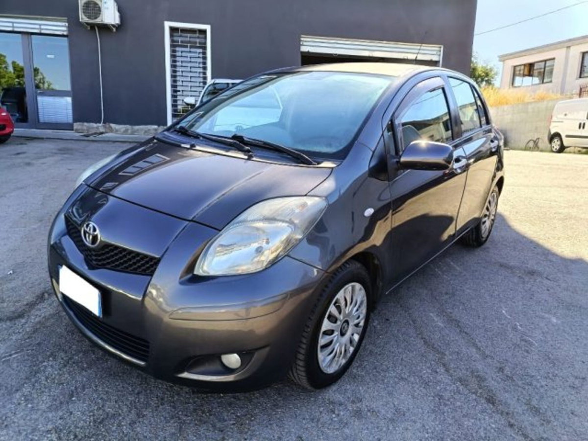 Toyota Yaris 1.3 5 porte Sol