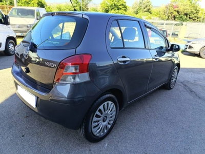Toyota Yaris 1.3 5 porte Sol (7)