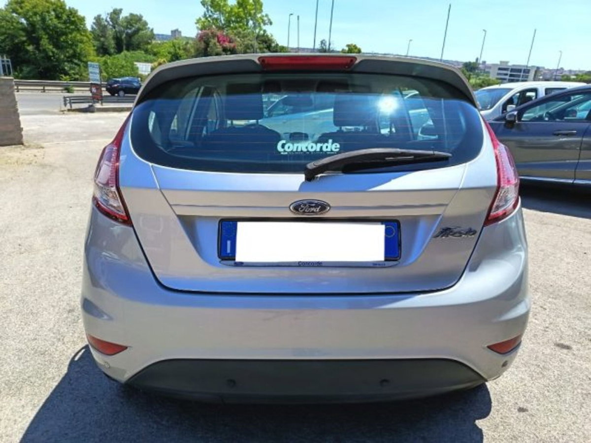 Ford Fiesta Plus 1.5 TDCi 75CV 5 porte (8)