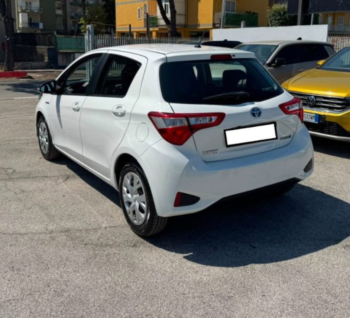 Toyota Yaris 1.5 Hybrid 5 porte Energy (6)